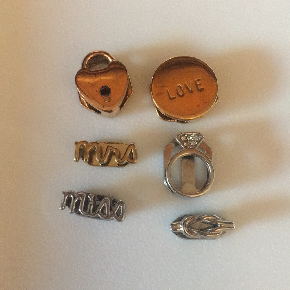 Keep collective charm set